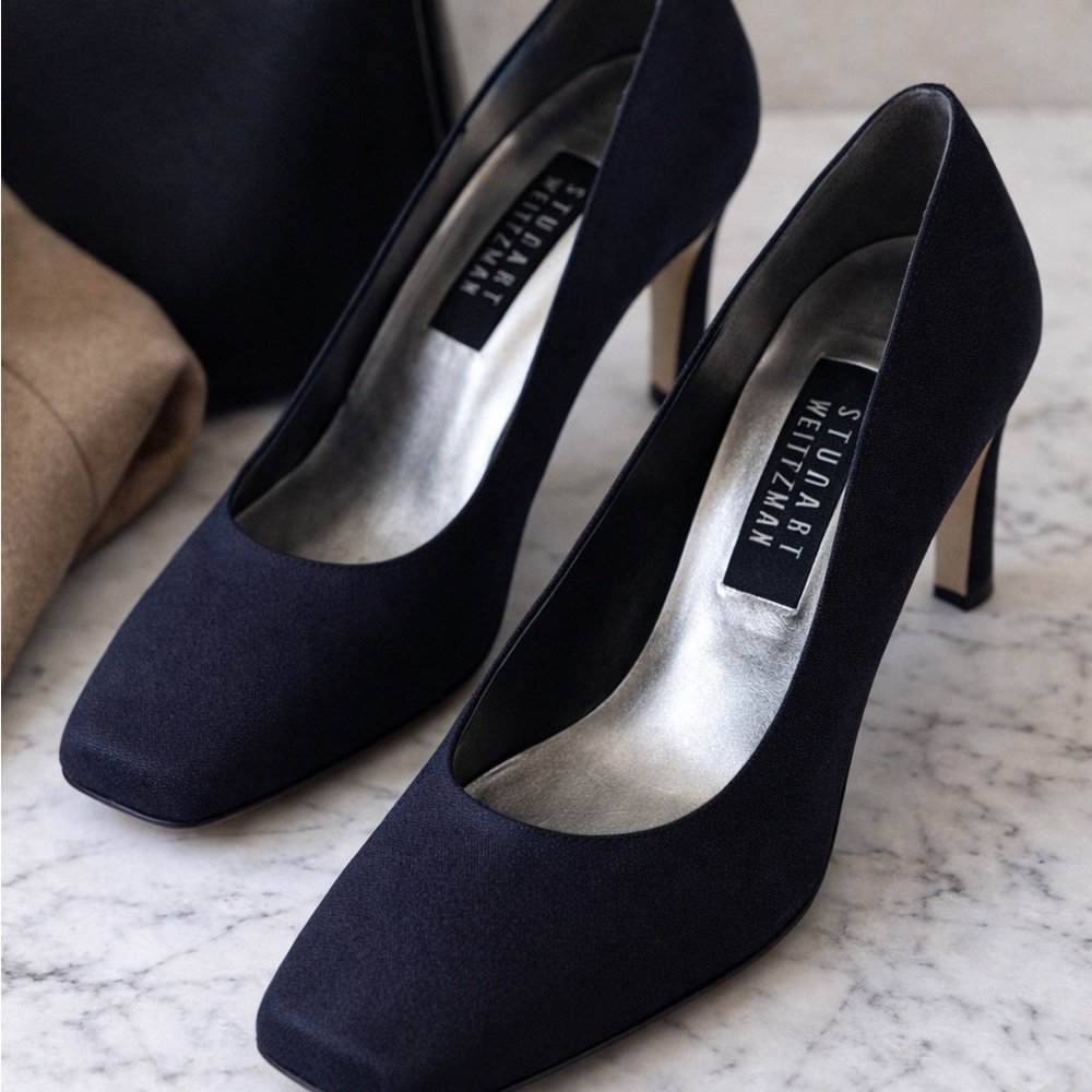 Stuart Weitzman Black Square-Toe Pumps – Classic Designer Heels – Size 7